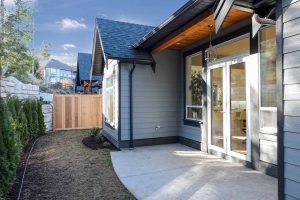 alternative view of back entrance for 3321 Klanawa Crescent